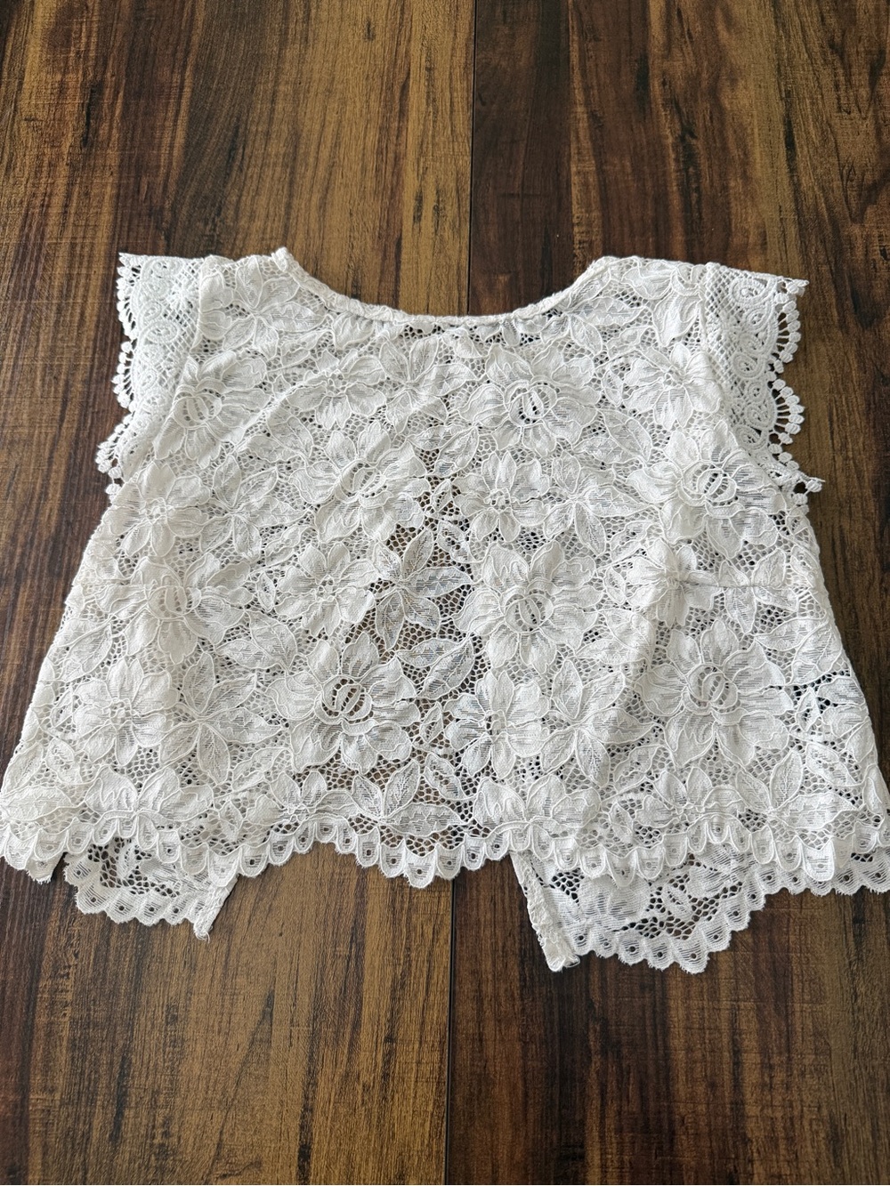 SHEIN Ivory Floral Crochet Lace Cap Sleeve Blouse